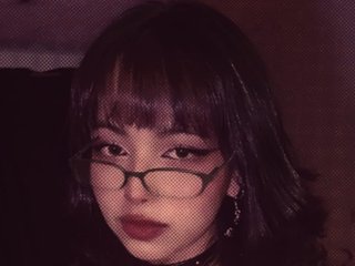 Erotikus videocsevegés Melody-Gho