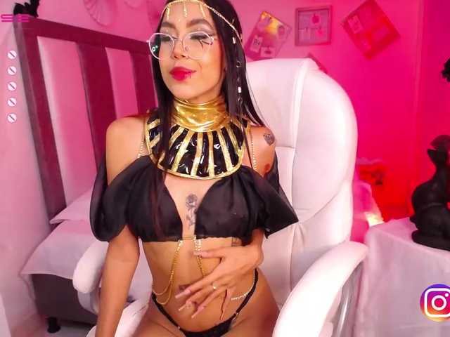 Fényképek MelyTaylor ❤️hi! i'm Arlequin ❤️enjoy and relax with me❤️i like to play❤️⭐ lovense - domi - nora ⭐ @remain Toy in my hot and wet pussy with fingers in my ass, make me climax @total
