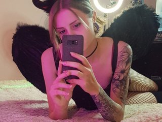 Erotikus videocsevegés meowVivienne