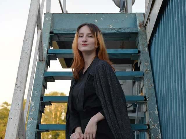A profil fényképe MeriDisha