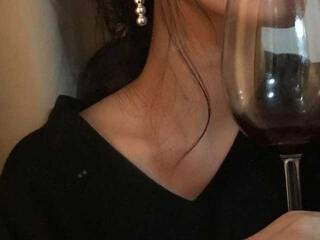 Erotikus videocsevegés Mes-Fantaisies