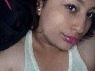 Erotikus videocsevegés METAMOMSEXX