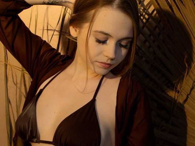 A profil fényképe Mia-Dixons