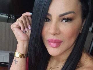 Erotikus videocsevegés Mia-stars01