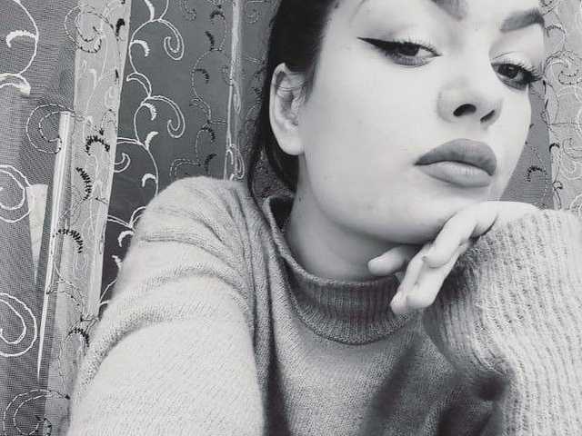 A profil fényképe Mia-Vise