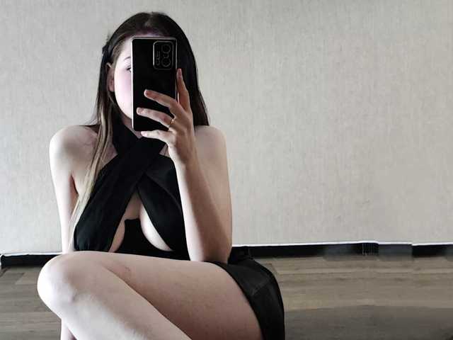 A profil fényképe MiaaaWild