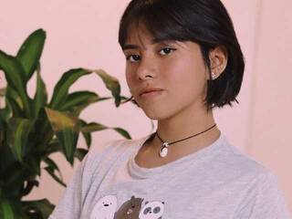 Erotikus videocsevegés Miaavm