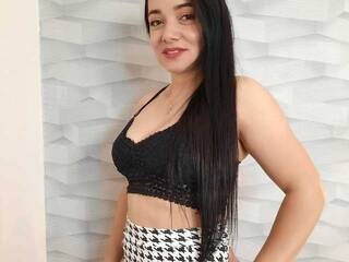 Erotikus videocsevegés MiaDaigle