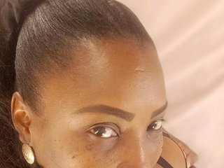 Erotikus videocsevegés miagutierrez11