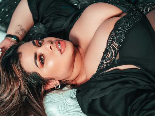 A profil fényképe MiahSmith
