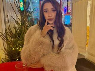 Erotikus videocsevegés Miakhaliifa