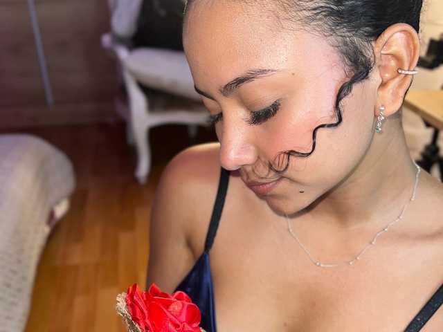 A profil fényképe miakiss7