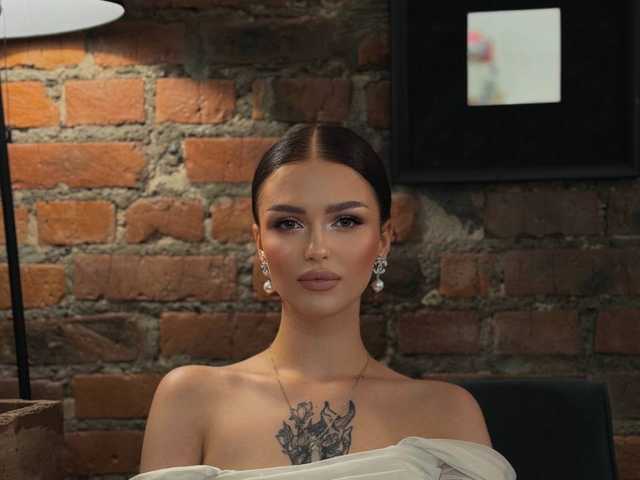 A profil fényképe MiaLali