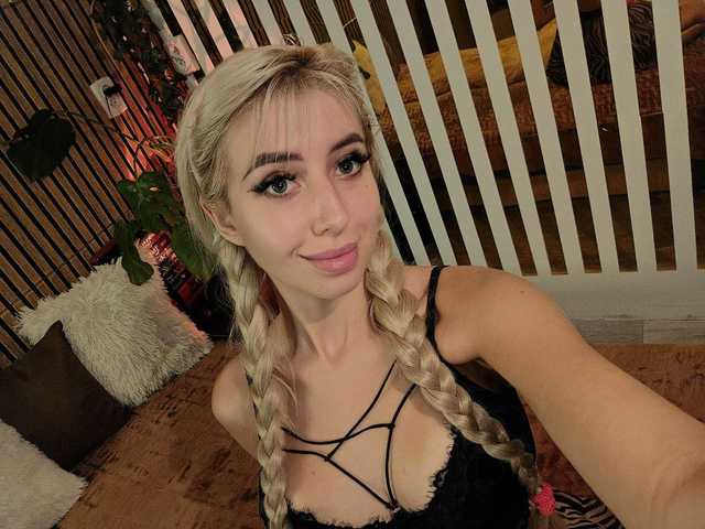 A profil fényképe -Violettttta-
