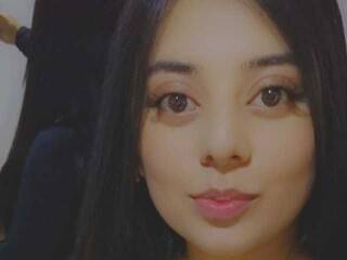 Erotikus videocsevegés miarousex