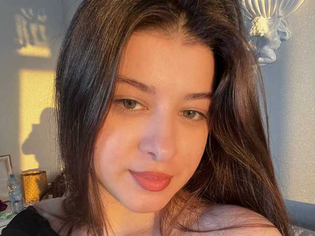A profil fényképe _Mia_