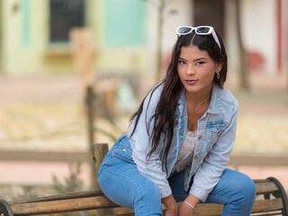 Erotikus videocsevegés Miaynocolucci