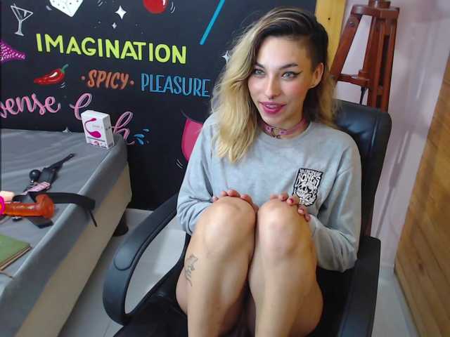 Fényképek MichelleLarso ♥IM READY TO HAVE THE BEST DAY WITH U HERE♥ , ANAL ♥ Lush on! ♥ Multi-Goal : #cum #smalltits #squirt #love