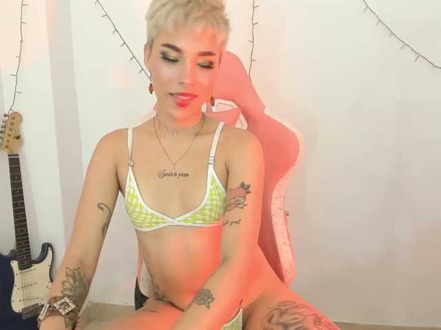 Fényképek MichelleLarso ♥IM READY TO HAVE THE BEST DAY WITH U HERE♥ , ANAL ♥ Lush on! insta: larssmich ♥ Multi-Goal : #cum #smalltits #squirt #love