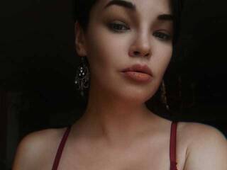 Erotikus videocsevegés Midevona