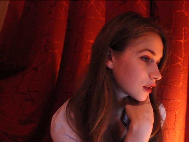 A profil fényképe MiKiKuu