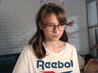 Erotikus videocsevegés MiKiKuu