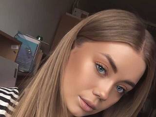 Erotikus videocsevegés MilaFantasy