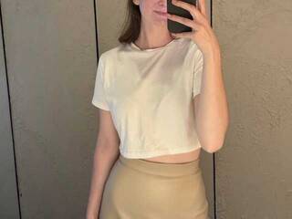 Erotikus videocsevegés Milan-a-mil