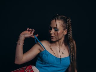 Erotikus videocsevegés Milana22a
