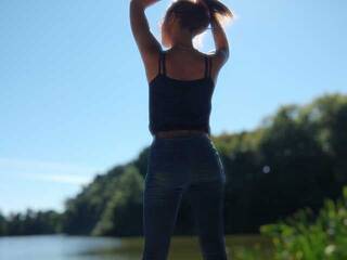 Erotikus videocsevegés milasex