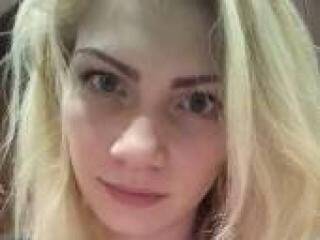 Erotikus videocsevegés milashka040