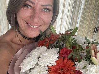 Erotikus videocsevegés Milena-MilfaXXX
