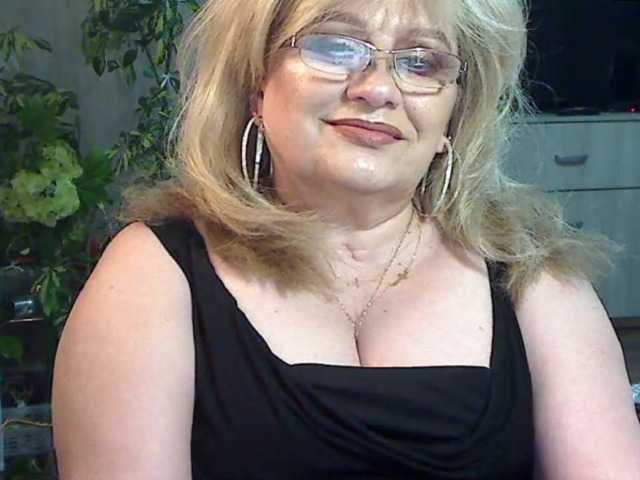 Fényképek MilfKarla Hi boys, looking for a hot MILF on a wheelchair..? if you want to make me happy, come to me;)