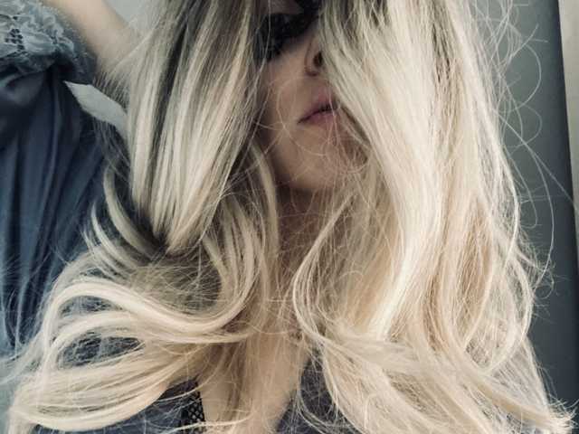 A profil fényképe Milinami