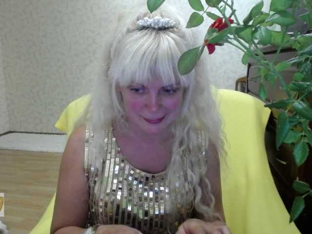 Fényképek YoungMistress Lovense ON 5 tok. FOLLOW MY TWITTER @sunnysylvia5 I am Sexy with natural beauty! Long nipples 4cm and pussy with big lips and loud orgasm in private! Like me- put love, give gifts