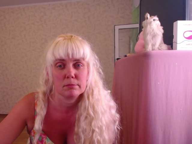 Fényképek YoungMistress Lovense ON 5 tok. FOLLOW MY TWITTER @sunnysylvia5 I am Sexy with natural beauty! Long nipples 4cm and pussy with big lips and loud orgasm in private! Like me- put love, give gifts