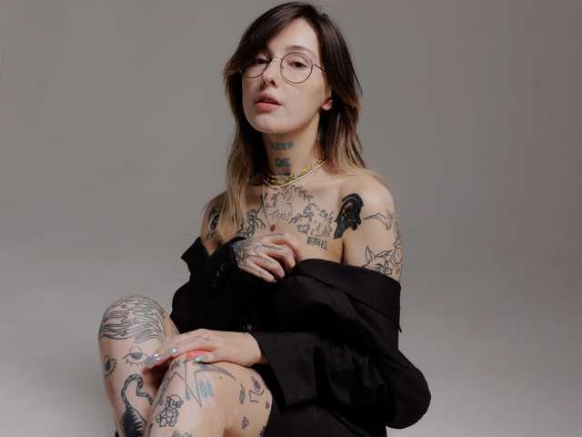 A profil fényképe MilkyCunt