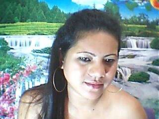 Erotikus videocsevegés MILKYBOOBS69