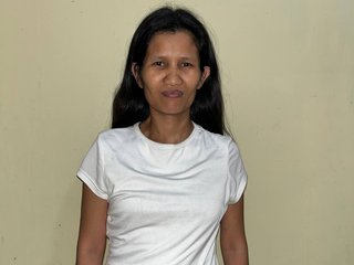 Erotikus videocsevegés MilkyPinay29