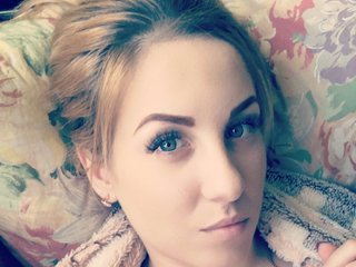 Erotikus videocsevegés MillaJames