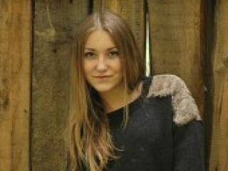 Erotikus videocsevegés miluipups