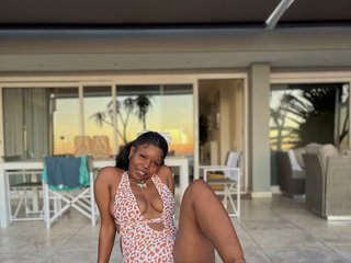 Erotikus videocsevegés Mimiea