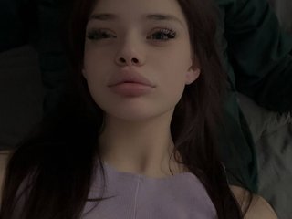 Erotikus videocsevegés mini-barbie