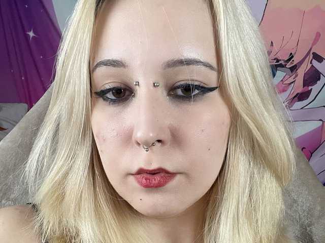 A profil fényképe Minniequeen
