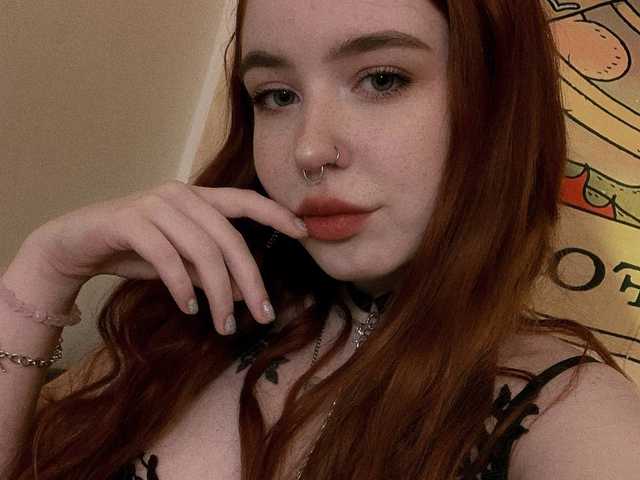 A profil fényképe mintmoon