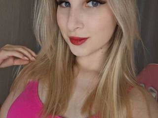 Erotikus videocsevegés MiraSpaceGirl