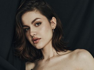 Erotikus videocsevegés MiraBelle