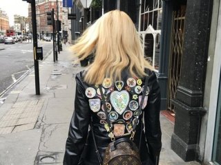 A profil fényképe 1-VICTORIA