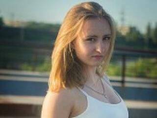 Erotikus videocsevegés miramiraa