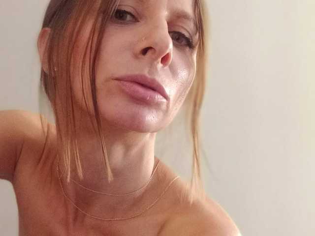 A profil fényképe MirandaHobbs